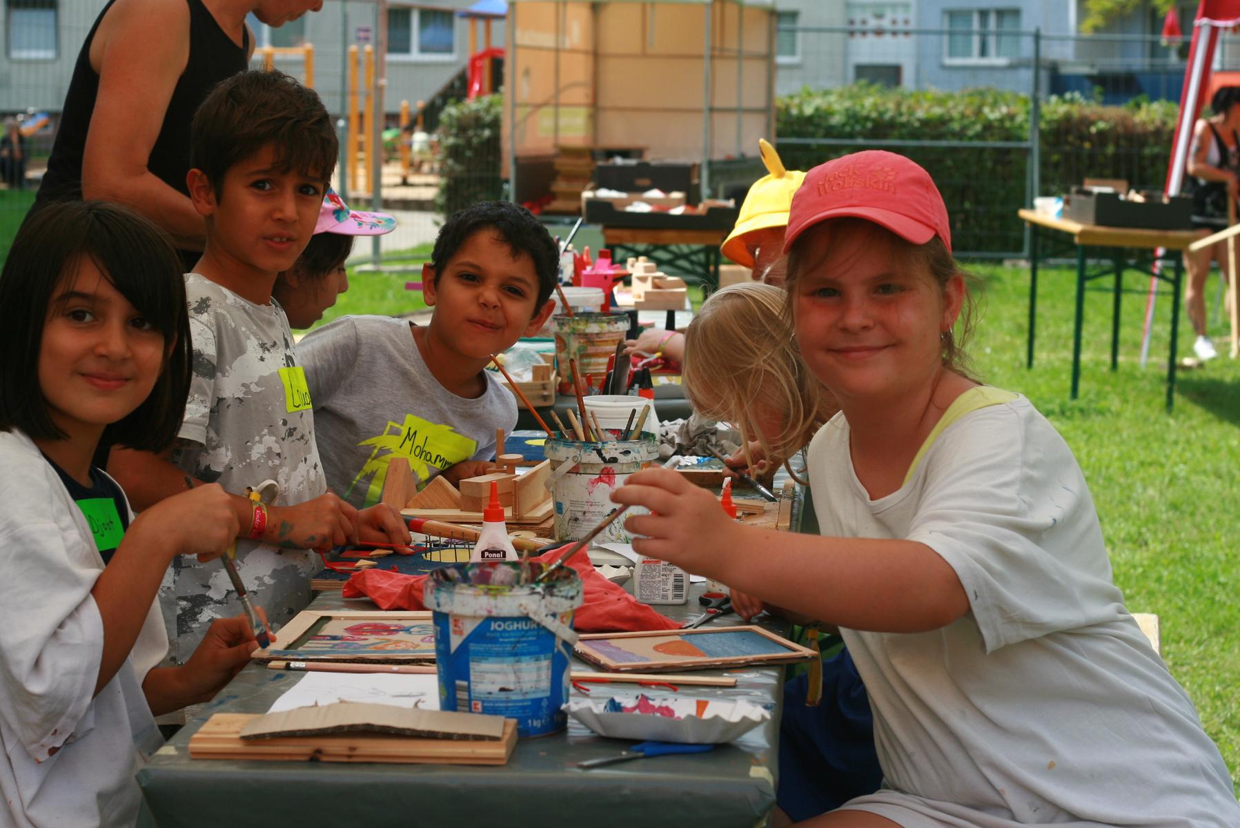 Kinder bauen ihre Stadt der Zukunft- Tag 4 Bauspiel-Woche im Dreke-Ring